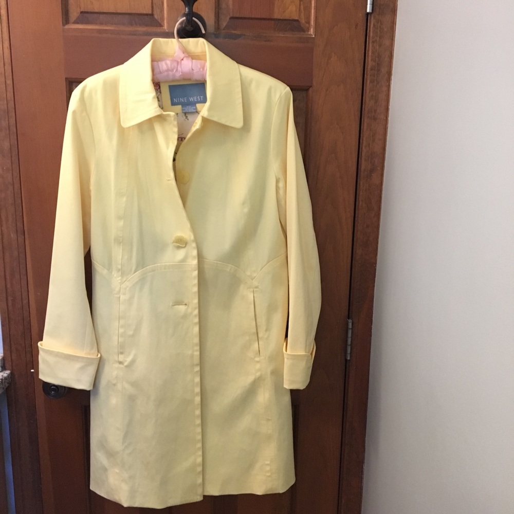 Nine West Raincoat